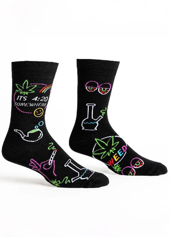 Athletic socks with padding-It's 4:20 Somewhere Men's Socks