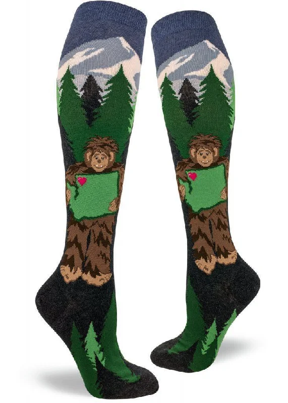 Socks with dot patterns-Sasquatch Loves Washington | Women's Knee-high