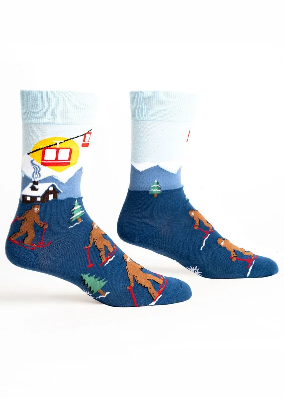 Custom fleece socks-Sasquatch Ski Slopes Men's Socks