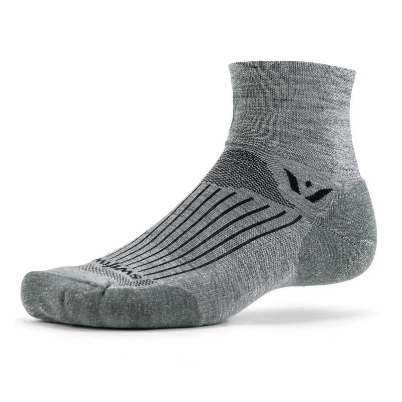 Summer knit socks-Swiftwick Pursuit Two - Quarter