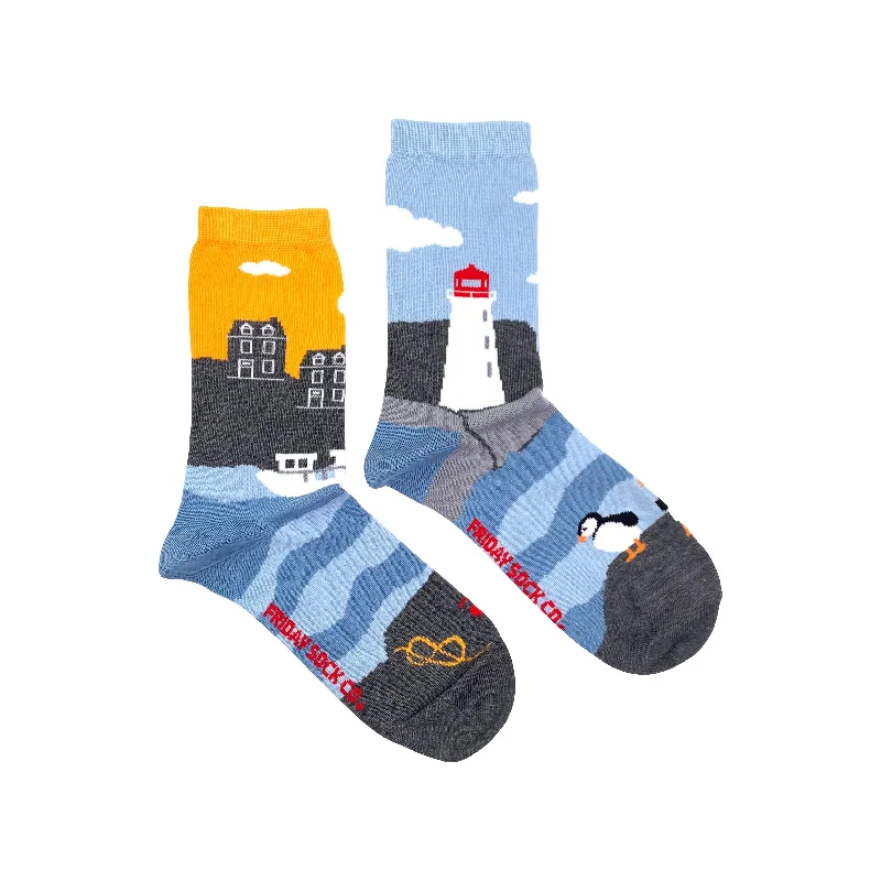 Gray knit socks-Women's East Coast Canadian Landscape Socks