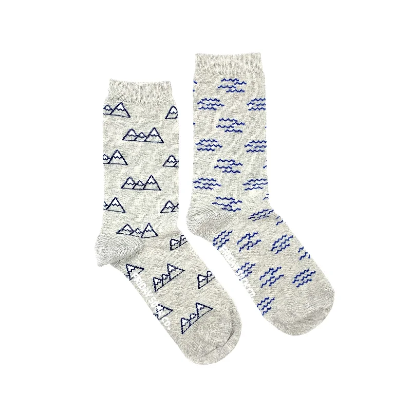 White fleece socks-Women's Mountain & Wave Socks