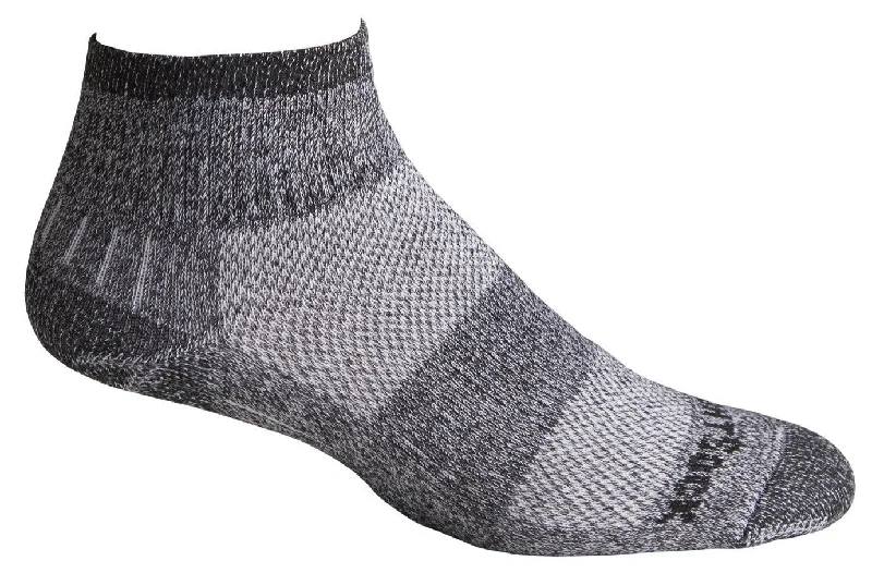 Spring cotton socks-Wrightsock Escape - Quarter